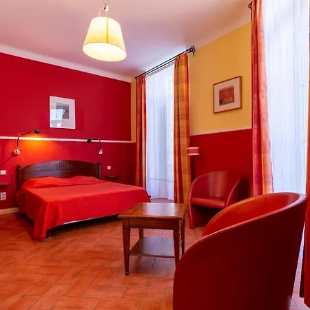 Cannes-hyper-centre Appartement *