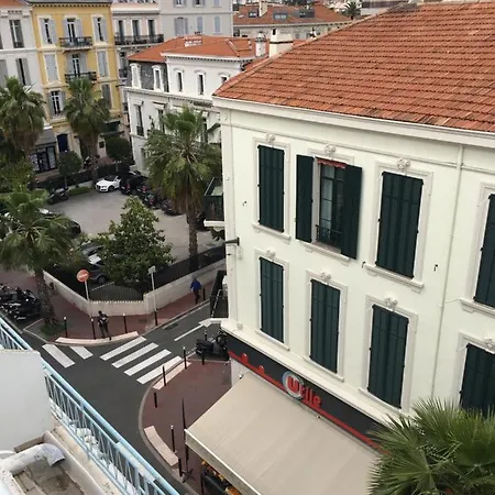 Cannes-hyper-centre *